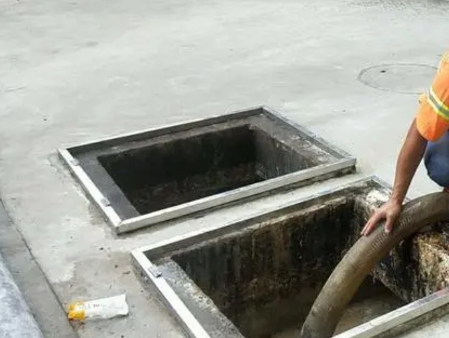 黄流镇化粪池清理